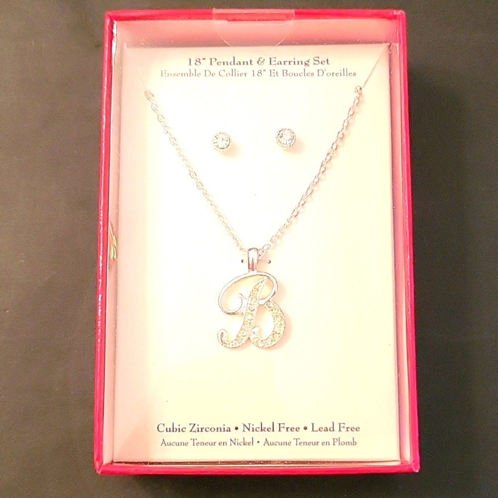 NEW Cubic Zirconia Silver-tone "B" Necklace & Earrings Set!
